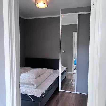 Newly Built, Bright *