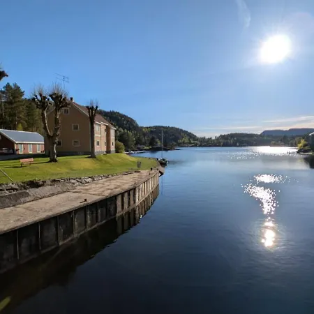 Newly Built, Bright דירה