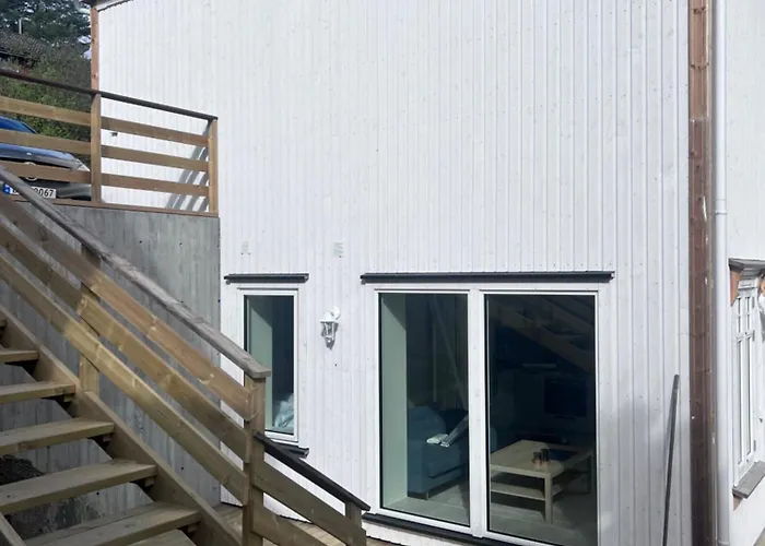 Newly Built, Bright *