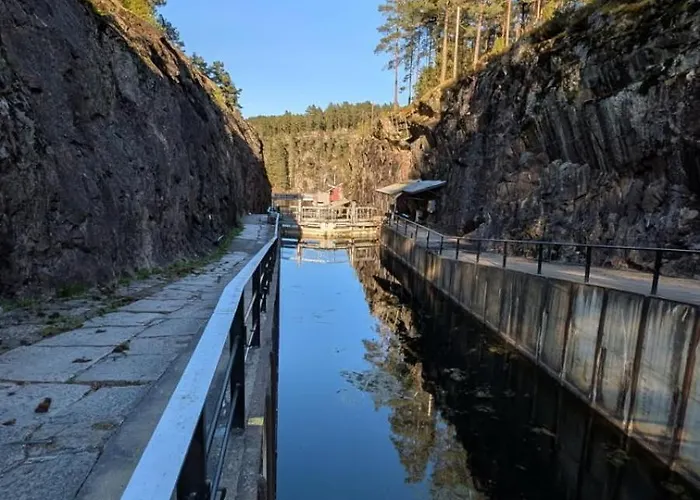 Newly Built, Bright Lägenhet Skien