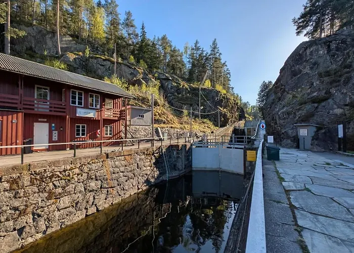 Newly Built, Bright Lägenhet Skien